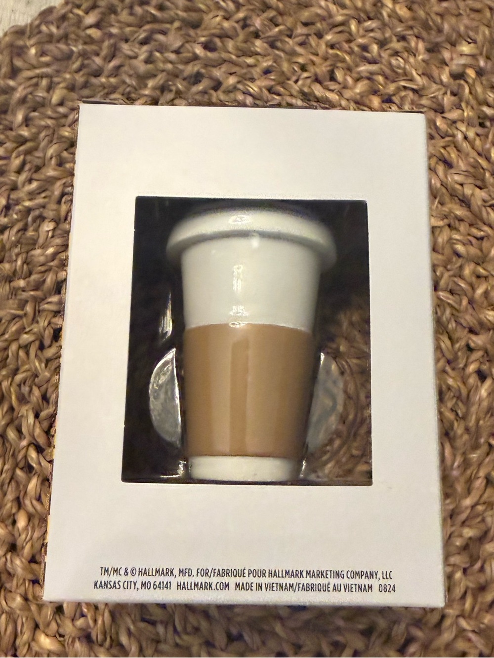 Hallmark Shoebox "Venti Vibes" Coffee Cup Christmas Tree Ornament - Picture 3 of 4